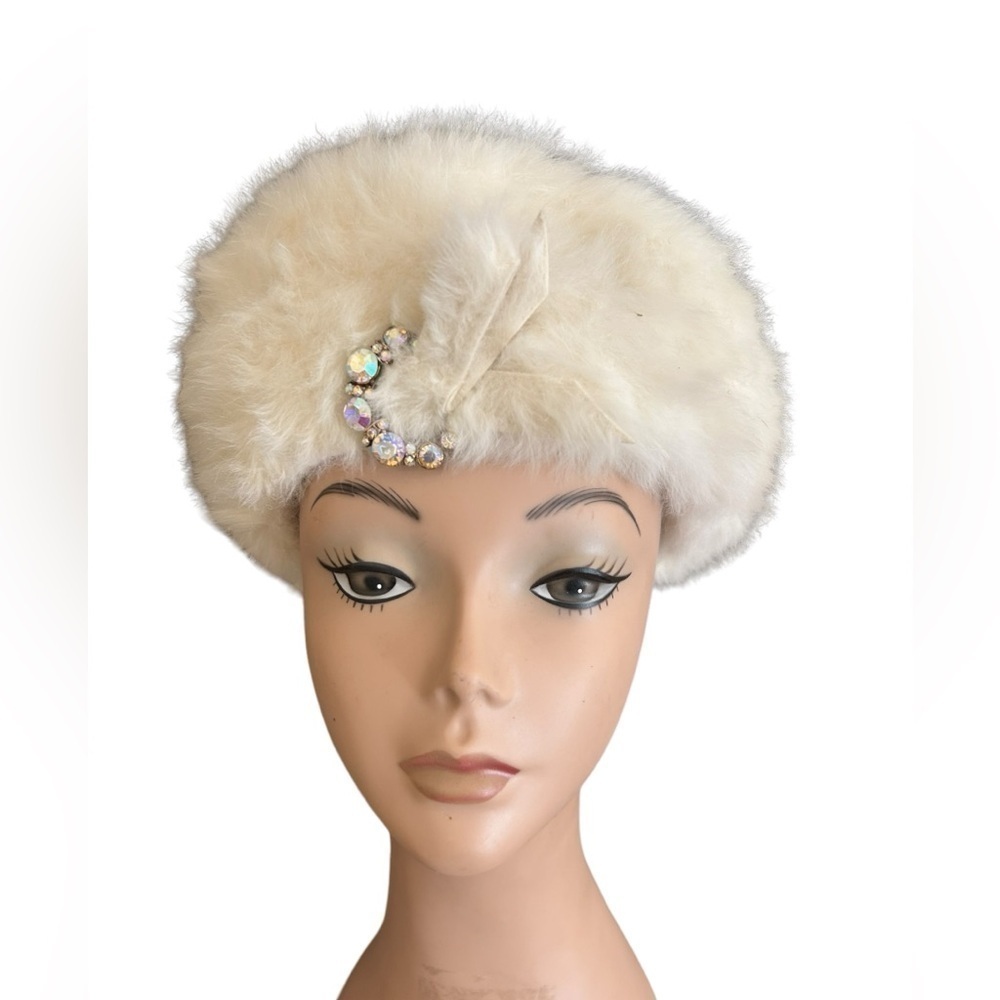 Suzy Lee Of California Fur Hat With Rhinestone Buckle Detail